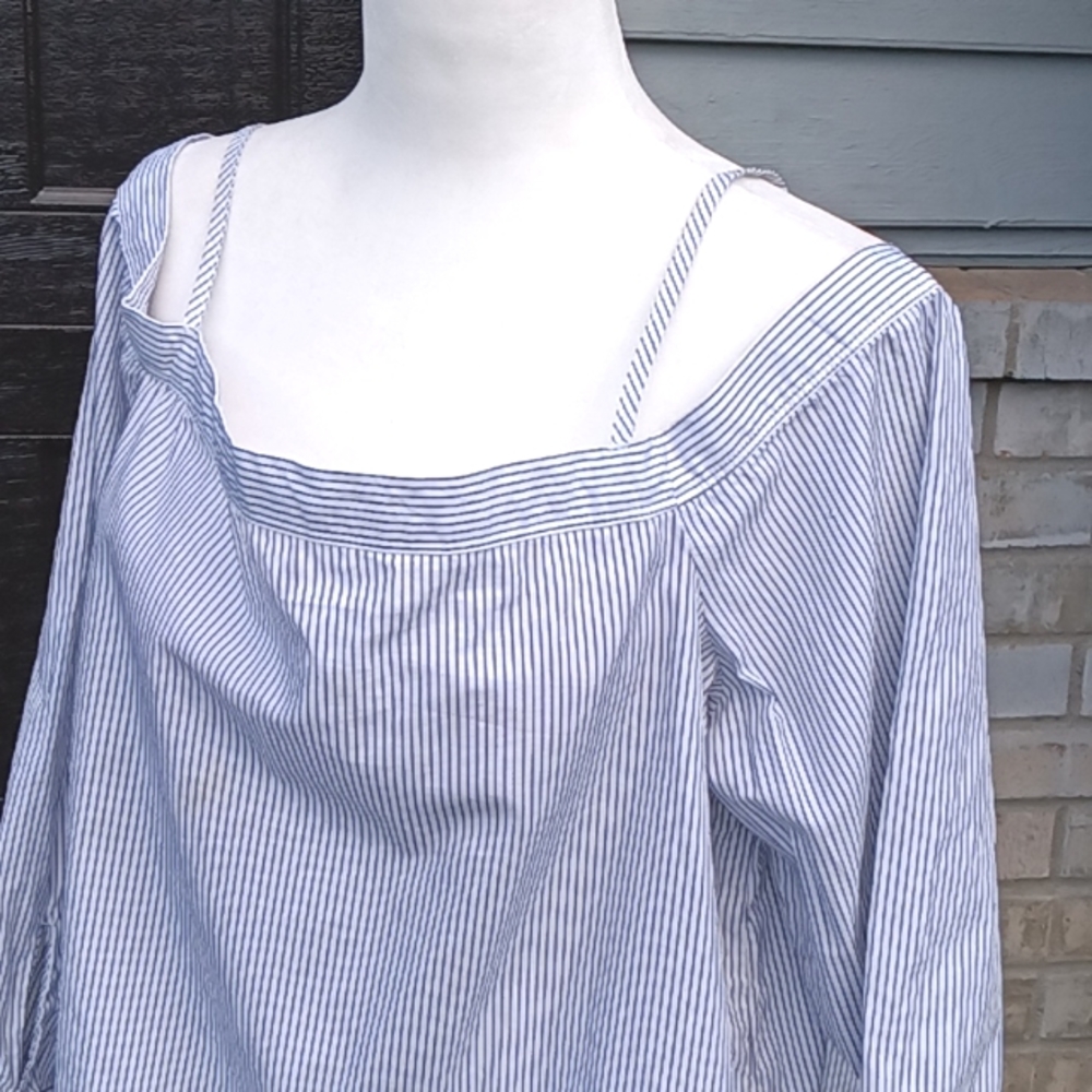 Loft cotton pin striped cold shoulder top size L